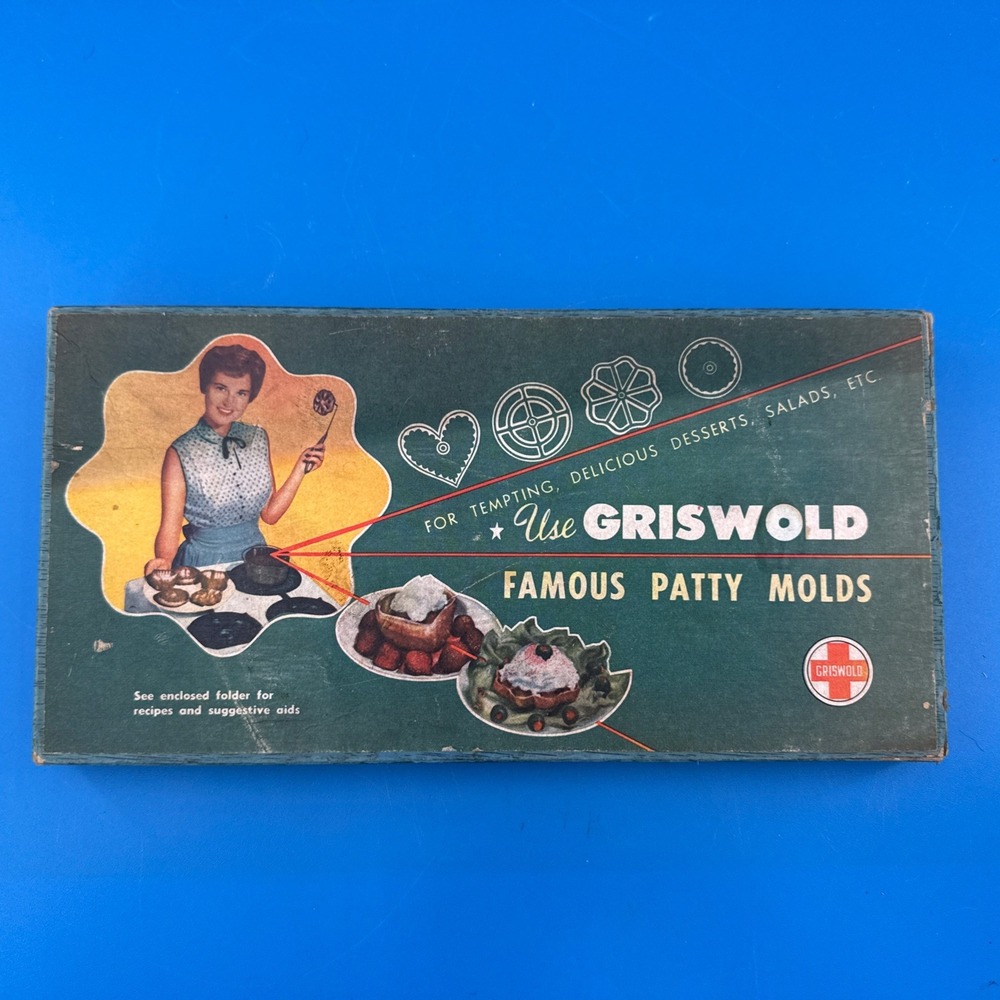 Vintage Griswold Cast Iron Patty Molds Set in Original Box
